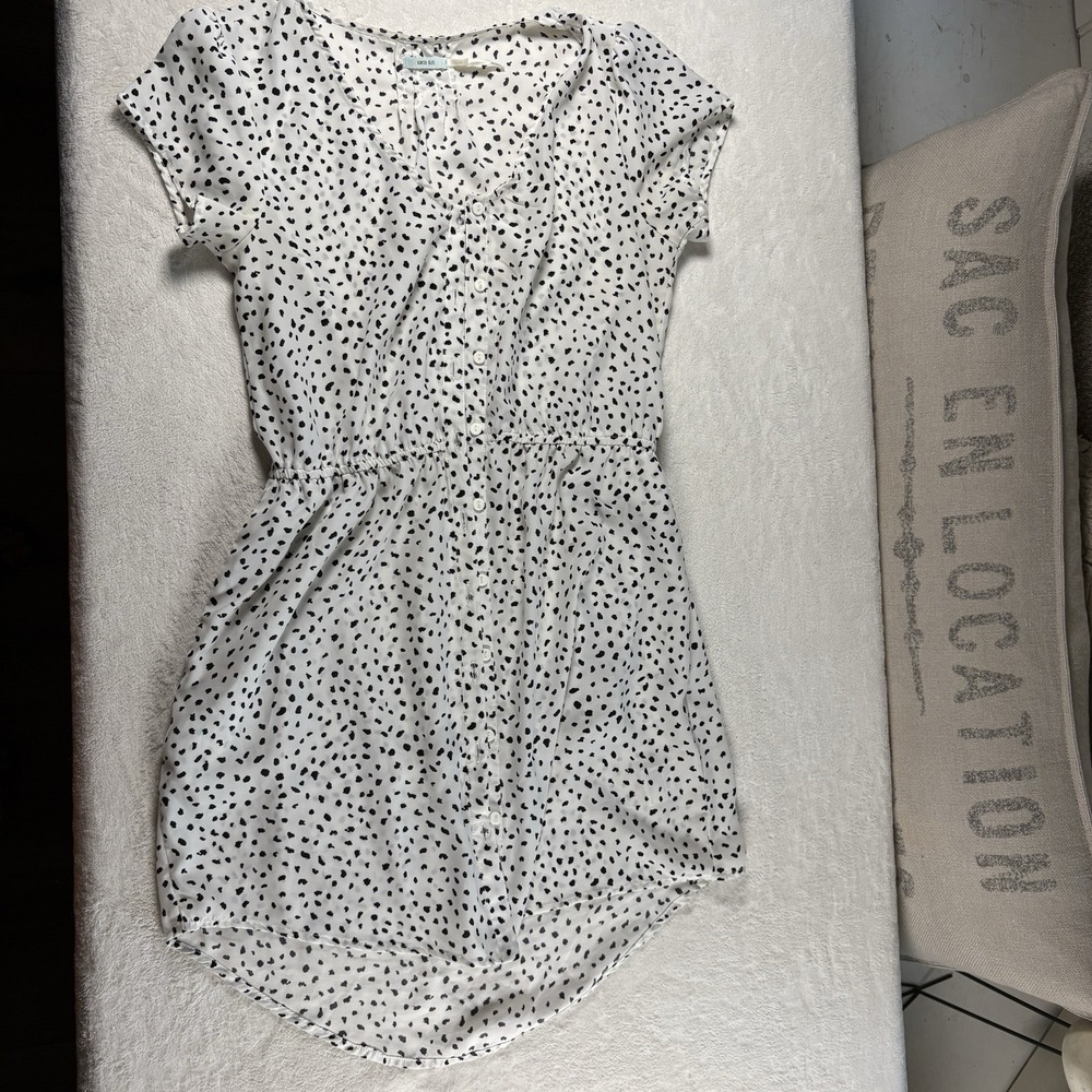 Kimchi Blue Polka Dot Mini Dress Medium Button Down V Neck Fit Flare Curved Hem